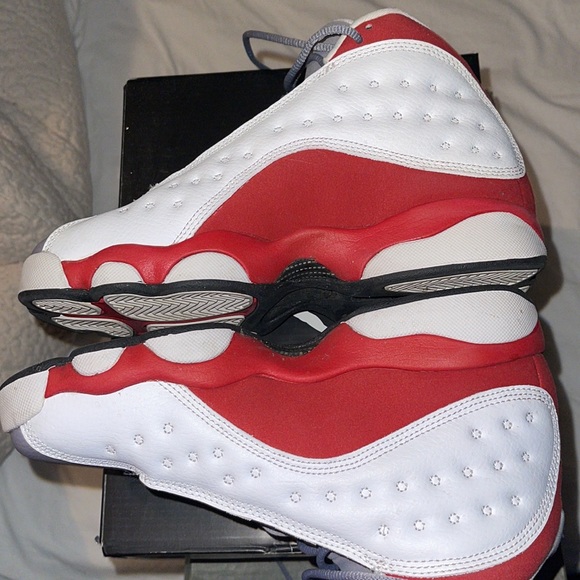 Perfect condition jordan 13 - Picture 5 of 8